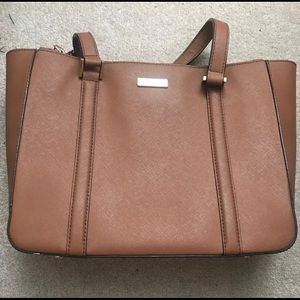 Tan Kate Spade shoulder bag.